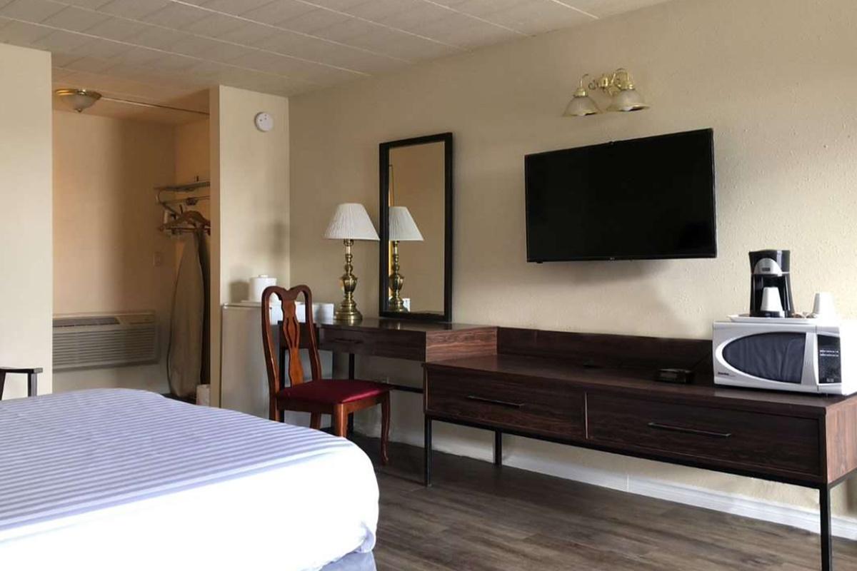 Knights Inn Форт-Ері Екстер'єр фото