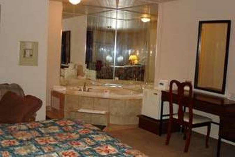 Knights Inn Форт-Ері Номер фото